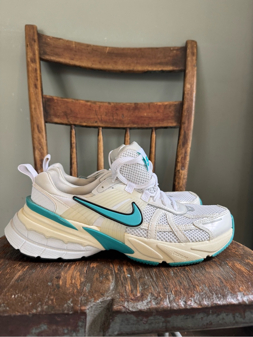 Nike Women’s V2K Running Shoes